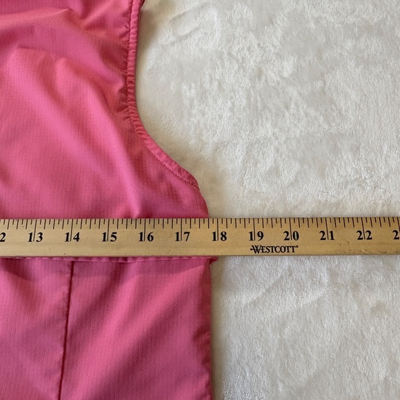 Columbia PFG Rip Stop Sleeveless Snap Up Shirt Womens Size Medium Pink - Picture 7 of 7